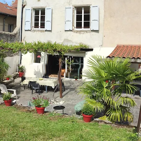 Charmante Maison Au Coeur Du Puy-en-velay Avec Jardin Clos Et Terrasse, A 2 Min De La Cite Historique - Fr-1-582-468 Couette-café Le Puy-en-Velay