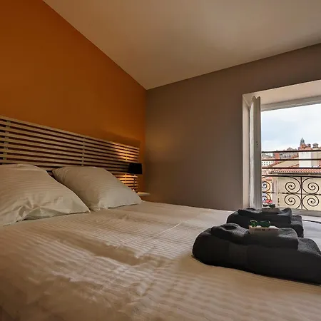 Couette-café Charmante Maison Au Coeur Du Puy-en-velay Avec Jardin Clos Et Terrasse, A 2 Min De La Cite Historique - Fr-1-582-468 Le Puy-en-Velay